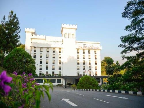 Внешний вид отеля The Palace Hotel Kota Kinabalu