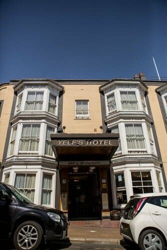 Внешний вид отеля Yelf's Hotel