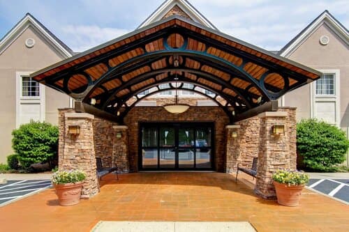 Внешний вид отеля Homewood Suites by Hilton Stratford