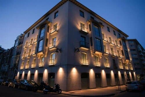 Внешний вид отеля Отель Nexus Valladolid Suites & Hotel
