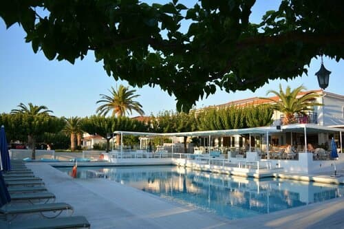 Внешний вид отеля Hotel Sirocco - Adults Only
