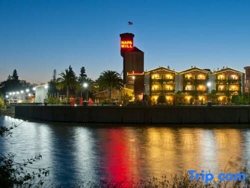 Внешний вид отеля Napa River Inn