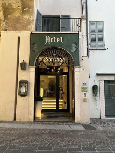 Внешний вид отеля Hotel dei Gonzaga