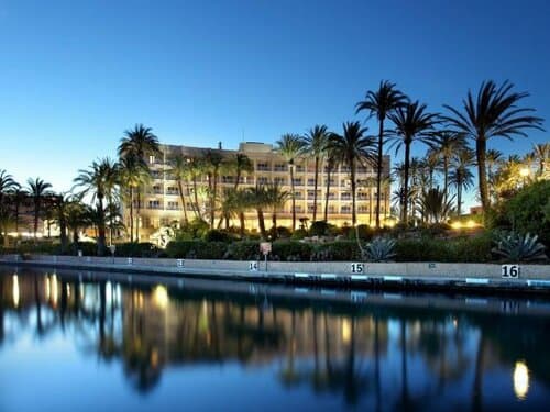 Внешний вид отеля Parador de Jávea