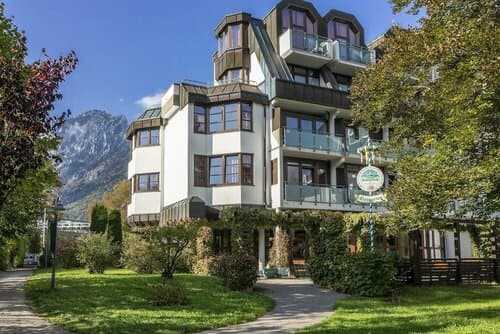 Внешний вид отеля Amber Hotel Bavaria