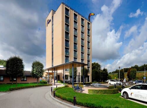 Внешний вид отеля Van der Valk Hotel Venlo