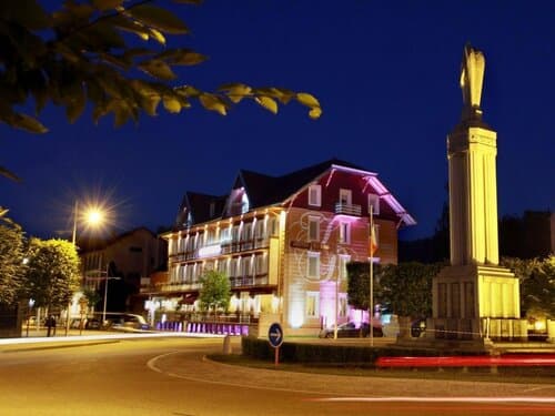 Внешний вид отеля Hotel des Bains