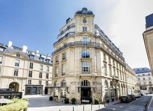 Внешний вид отеля Grand Hotel Du Palais Royal