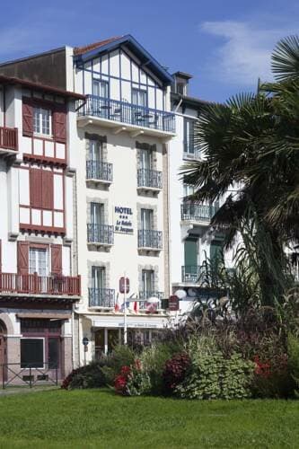Внешний вид отеля Hotel Le Relais Saint-Jacques